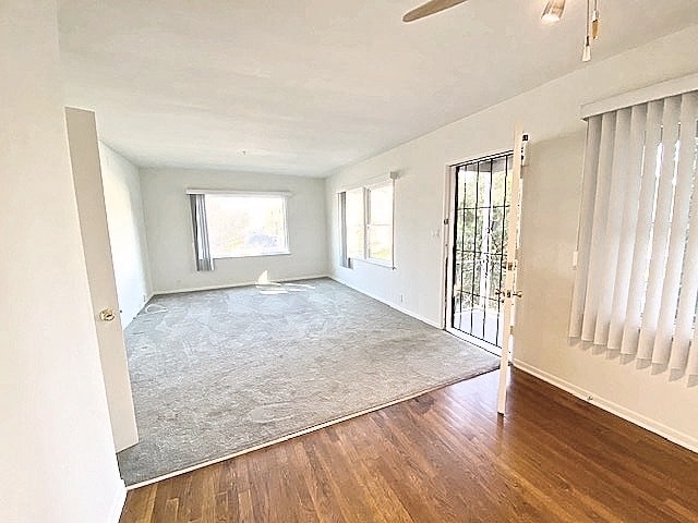 Building Photo - 14916 1/2 Bassett St.