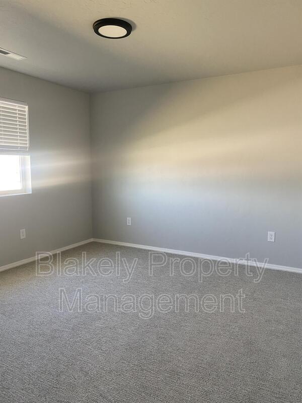 Building Photo - 1415 Carrol Town Wy