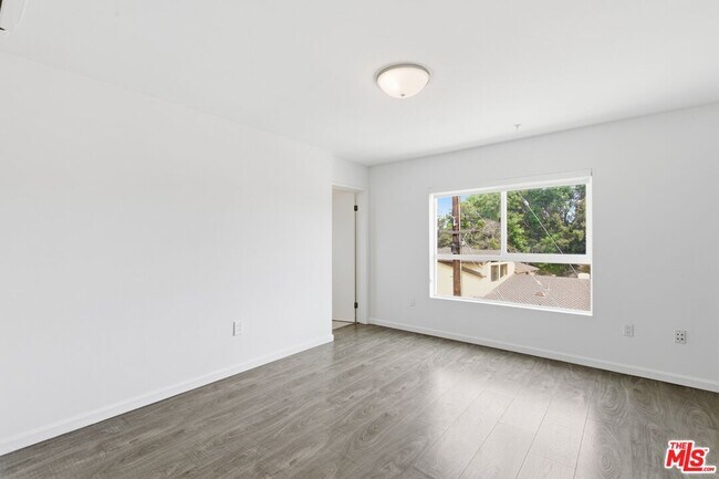 Building Photo - 4980 S Centinela Ave