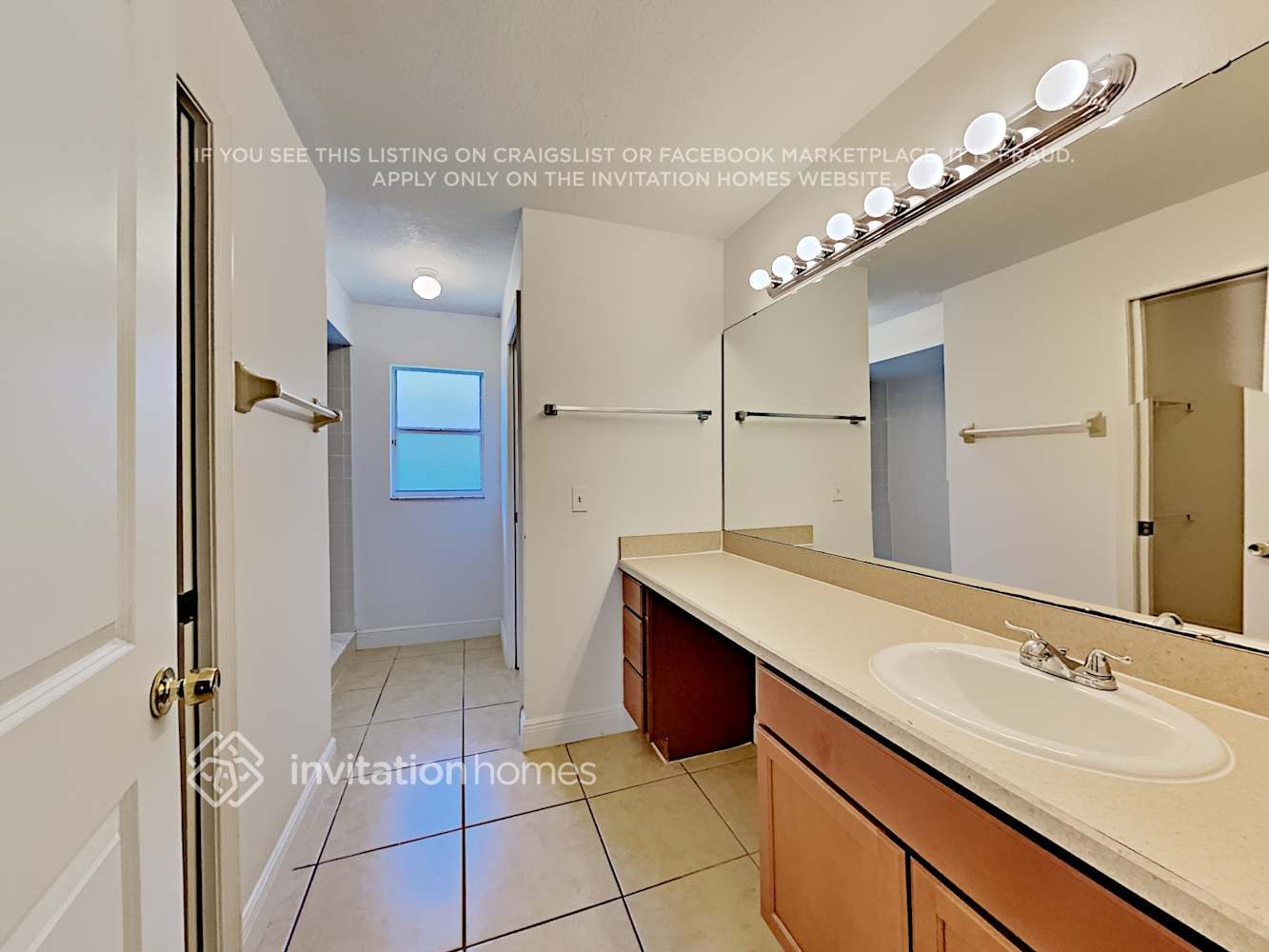 Building Photo - 854 River Cove Ave
