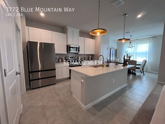 Building Photo - 3772 Blue Mountain Wy