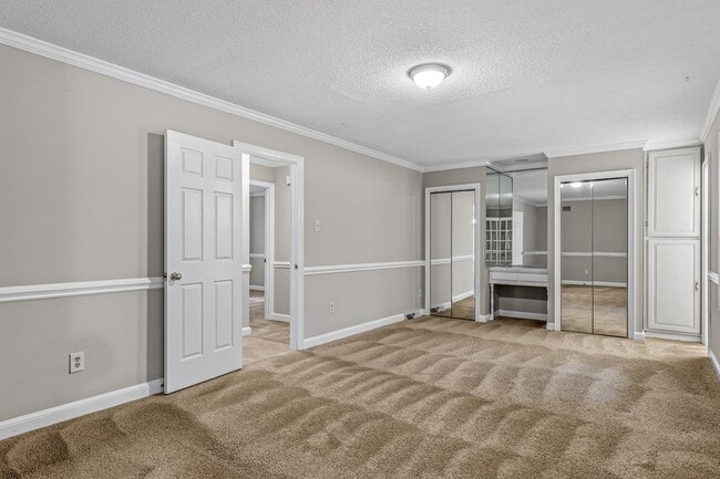 Building Photo - McLeansville - Minutes from Elon & Greensboro!  Brick Duplex on a few Acres, Den, SS Appliances, ...