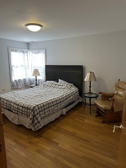 Building Photo - 915 E Oakton St