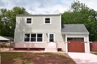 Building Photo - 3555 S 87th St