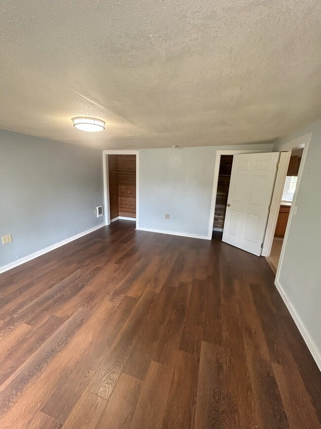 Building Photo - 6441 Old Guide Rd