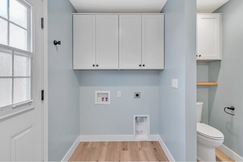 Building Photo - 1304 Basswood Ave