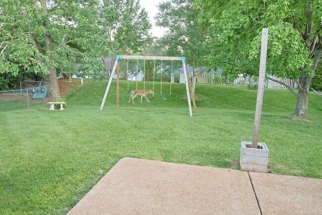 Building Photo - 622 Rustic Valley Dr