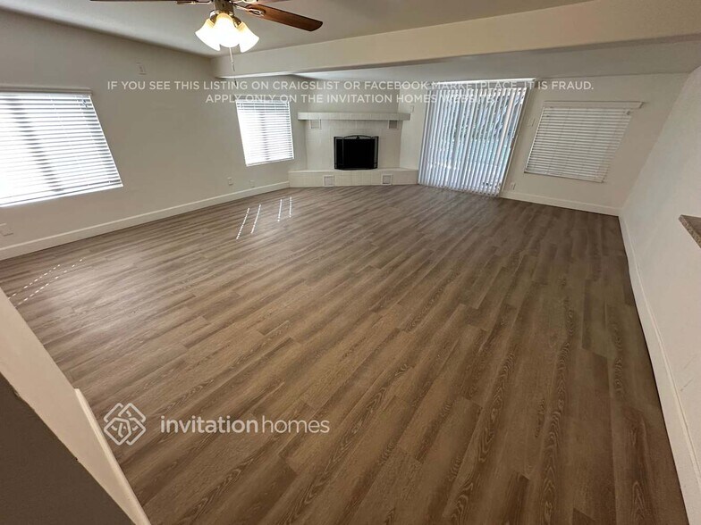 Building Photo - 6734 N 10th Ave