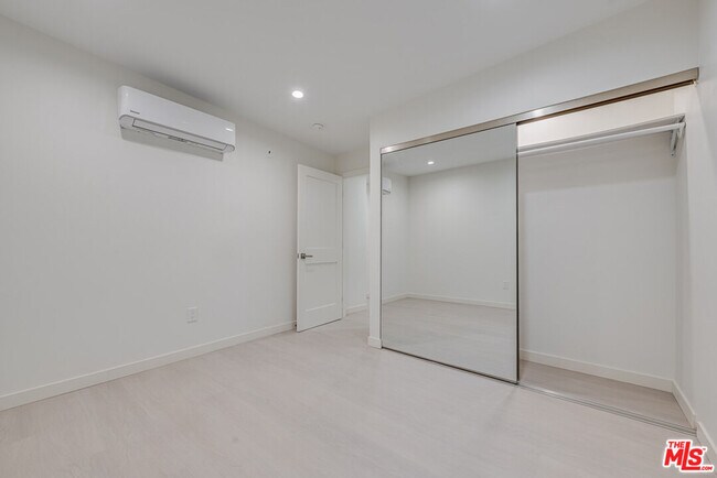 Building Photo - 8710 Chalmers Dr