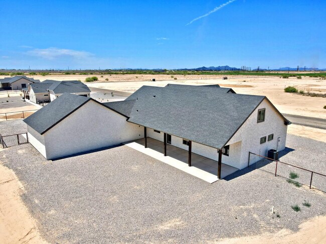 Building Photo - 2351 E Cana Ln