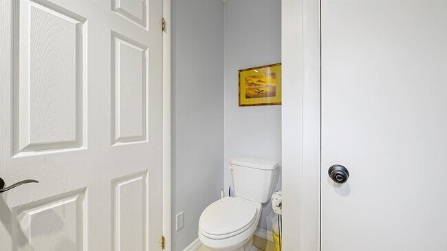 Building Photo - 14 Sanchez Ave