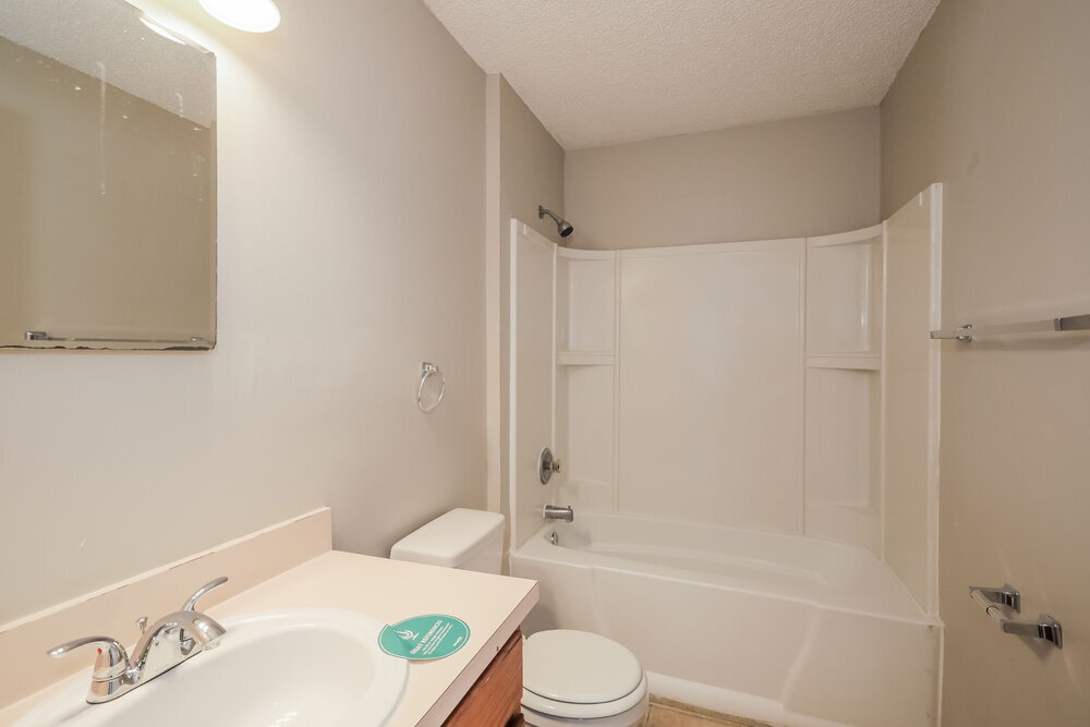 Building Photo - 7939 Cherry Blossom Dr S