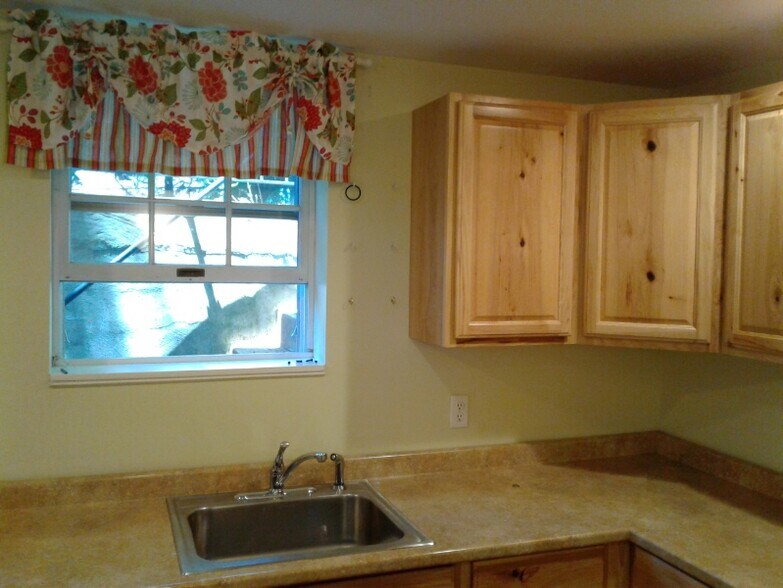 Primary Photo - 6214 E Hemlock Dr