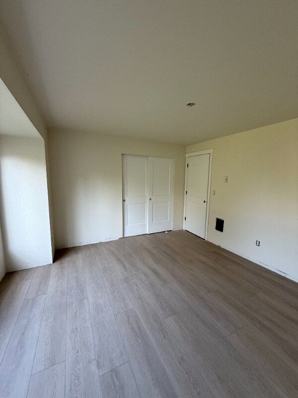 Building Photo - 818 173rd St S