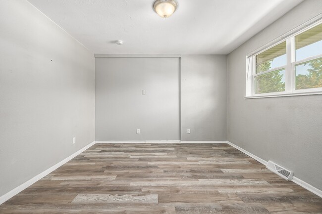 Building Photo - Lovely remodeled 2 Bed 1 Bath in Arvada