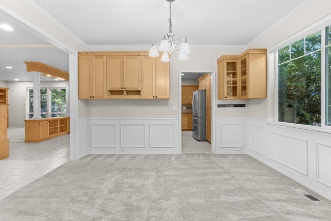 Building Photo - FOR RENT: CORNER LOT, Immaculate, lovely and spacious home - 5 bed, 3 bath + bonus room with 3-ca...