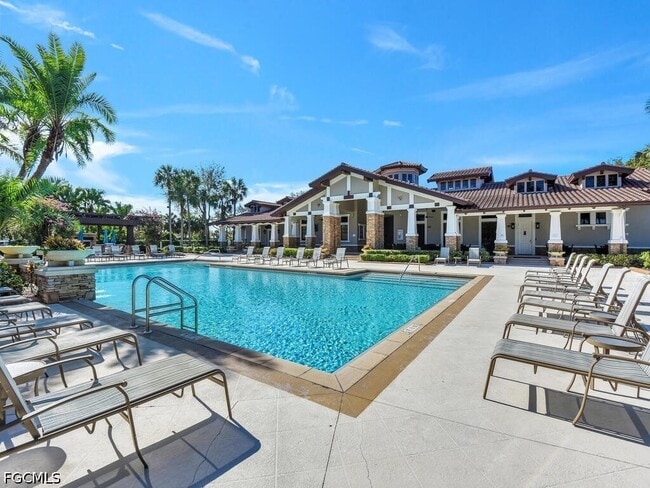 Building Photo - 10093 Avalon Lake Cir