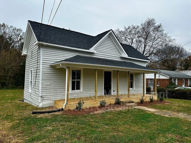 Building Photo - 213 Irma Ave