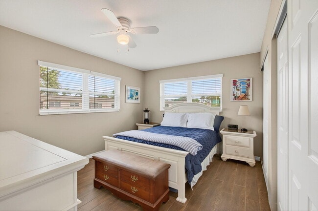 Building Photo - 2661 Barkley Dr W