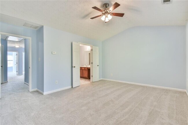 Building Photo - 1526 Viero Dr