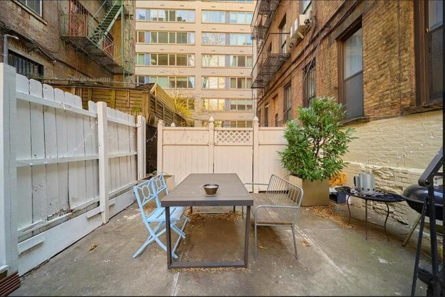 Primary Photo - 1 bedroom in New York NY 10028