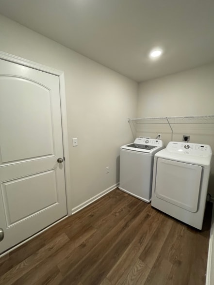 Building Photo - 141 Caymus Dr