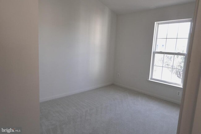 Building Photo - 6401 Lureta Ann Ln