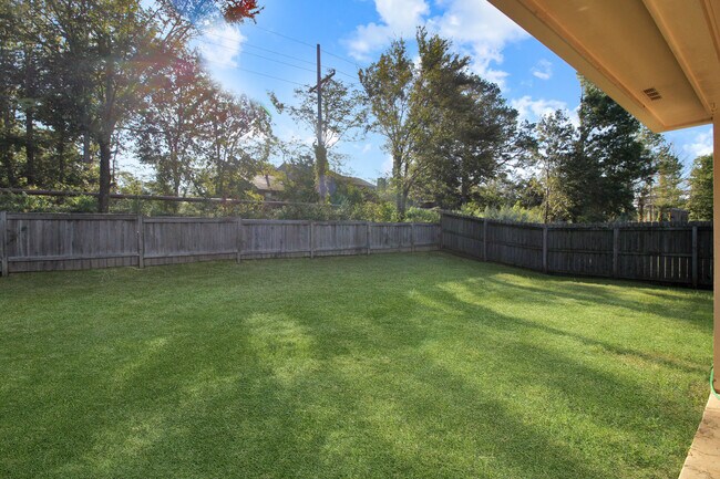 Building Photo - 165 Harvey Cir