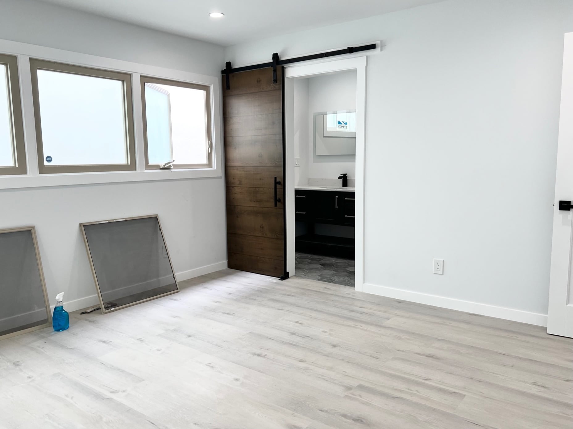 Building Photo - 2 Maywood Ave