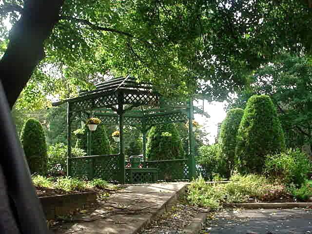 Building Photo - 15 Glenridge Ave