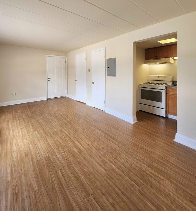 Building Photo - 5741 W 35th St