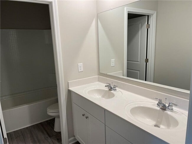 Building Photo - 4636 Waxwing St