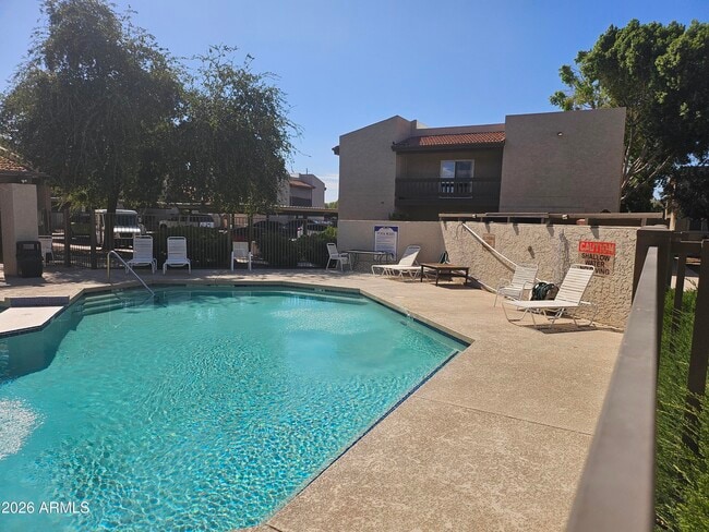 Building Photo - 520 N Stapley Dr