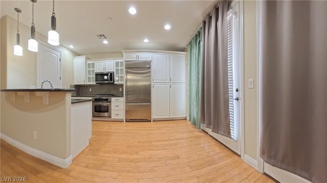 Building Photo - 1274 Calcione Dr