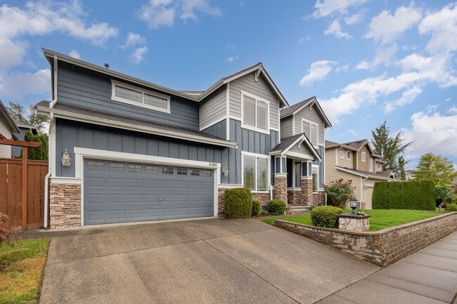Building Photo - Beautiful Craftsman home available for ren...