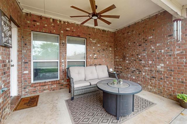 Building Photo - 1236 Blue Brook Dr