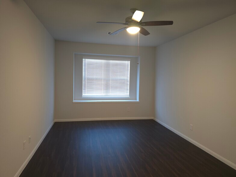 Master Bedroom with new flooring - 17538 Greystanes Rd