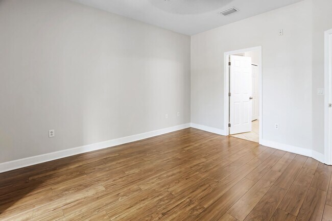 Building Photo - 8078 Moonstone Dr