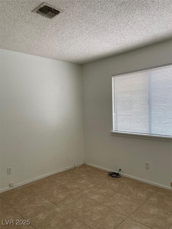 Building Photo - 8309 Palmada Dr