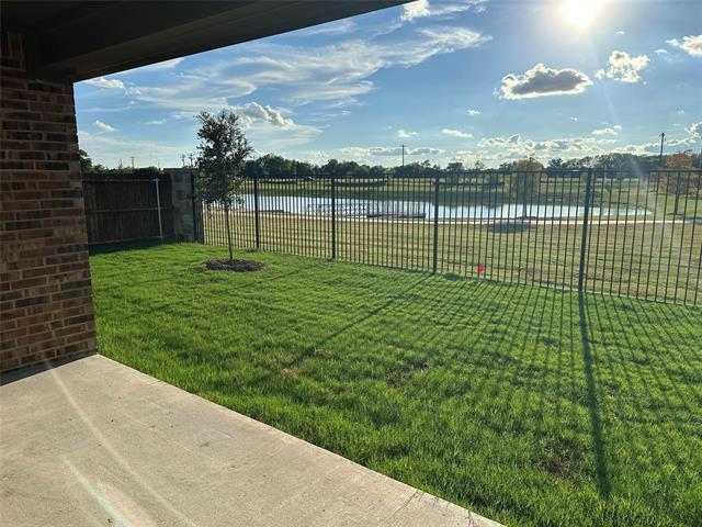 Building Photo - 219 Greenshade Ln