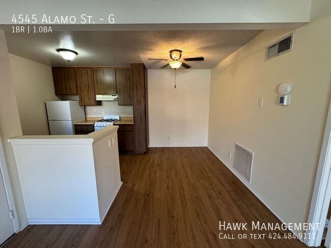Building Photo - 4545 Alamo St