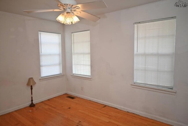 Building Photo - 4644 Bunny Run Dr