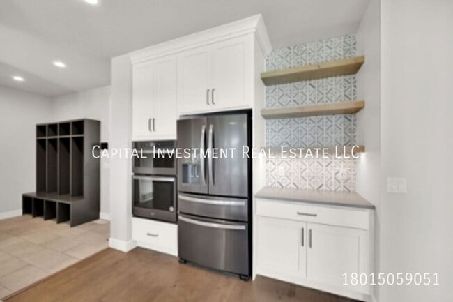 Building Photo - 2733 Urban Ridge Rd