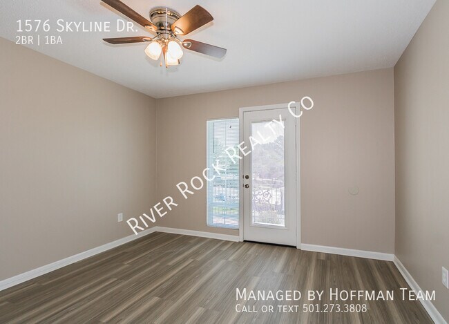 Building Photo - 1576 Skyline Dr