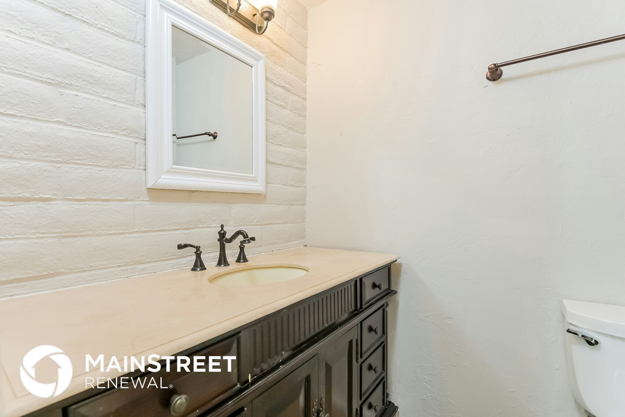 Building Photo - 7520 E Stella Rd