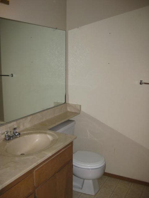 Building Photo - 3 Bedroom close to PV High School