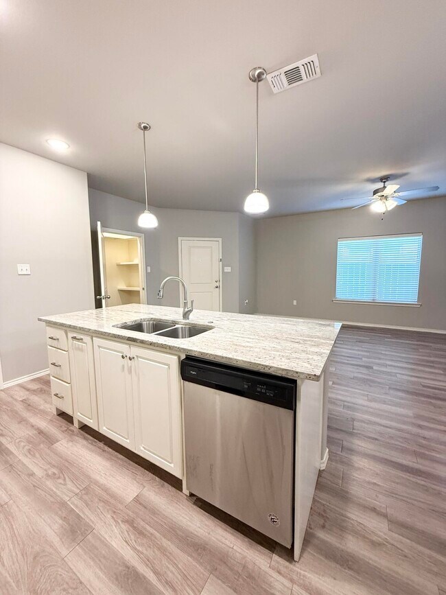 Building Photo - 1217 Preston Trails