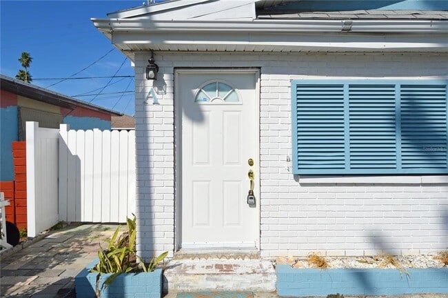 Building Photo - 156 146th Ave