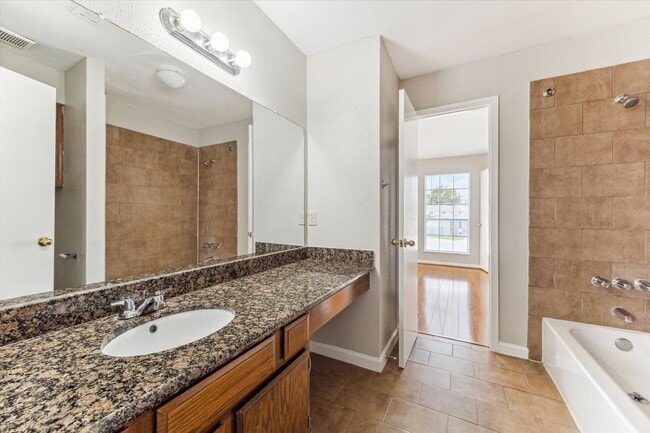 Building Photo - 1916 Upland Dr