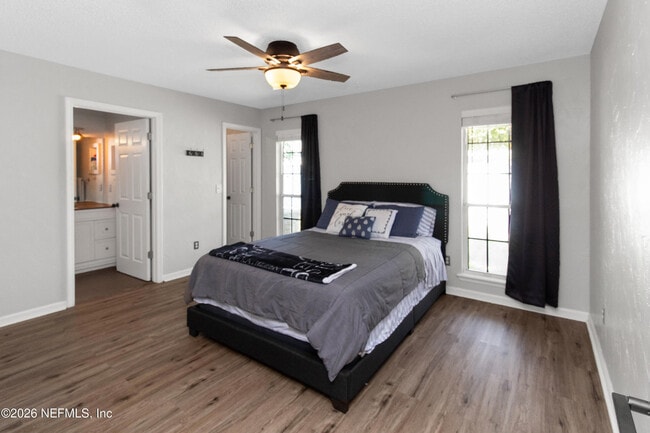 Building Photo - 1720 Wildwood Creek Ln